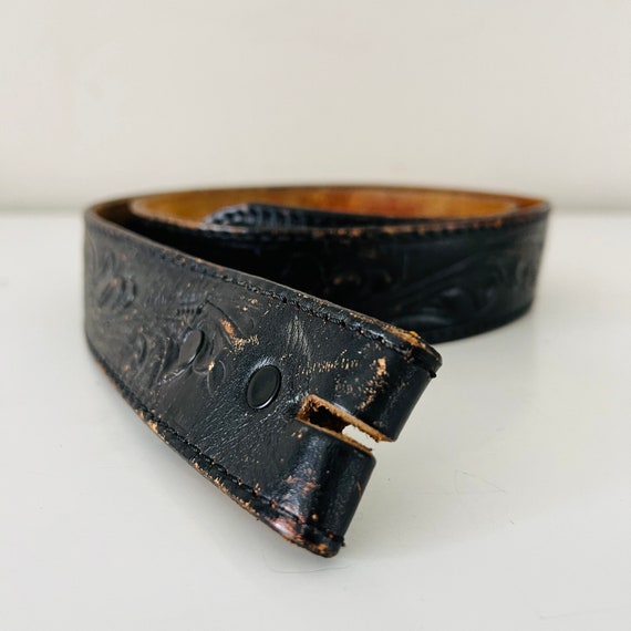 black tooled vintage leather belt - image 2