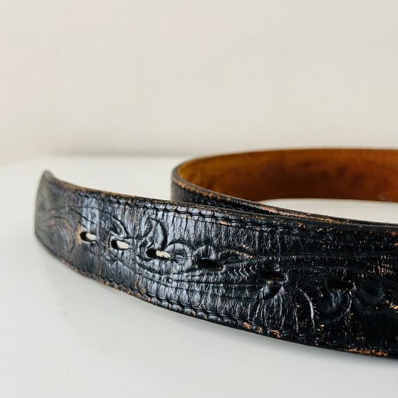 black tooled vintage leather belt - image 5