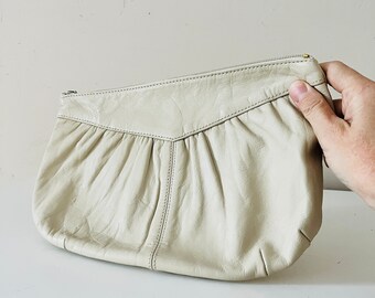 cream leather 80’s vintage pleated clutch purse