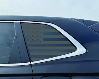 2023–2025 HONDA CR V Quarter Fensteraufkleber - Amerikanische Flagge - Mattschwarzer Vinylaufkleber