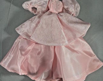 Pink Gown Dress for Barbie Dolls with Snapback Buttons Vintage 1980s