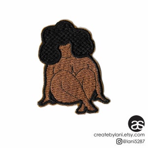 Curvy Cutie-Sitting Iron-on Patch