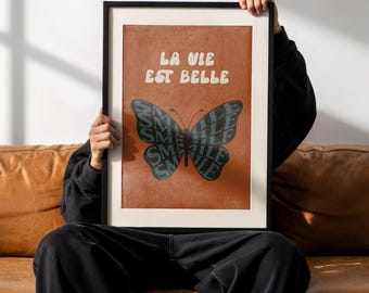 Impresión de mariposa La Vie Est Belle – Póster francés retro