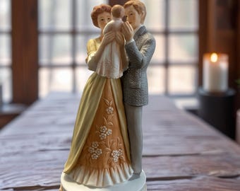 Enesco Treasured Memories “Family Togetherness” 1988 Music Box #603619 – Working, Vintage Porcelain Figurine