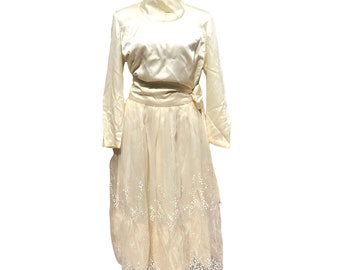 Vintage NEW Wedding Dress Skirt Set Cream Georgette Embroidered
