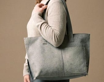 Handgefertigte Wolf Grau Hair-on-Hide Leder Mini Tragetasche Upcycled Graue Handtasche