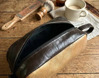 Kulturtasche aus Leder in zweifarbiger Optik – Vintage Style Kulturbeutel, Trauzeuge Geschenk