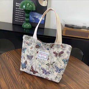 Şık Çok Yönlü Kız Çantası Eğlence Çiçek Baskılı Günlük Tote Çanta Büyük Kapasiteli Hafif Öğle Yemeği Çantası Seyahat