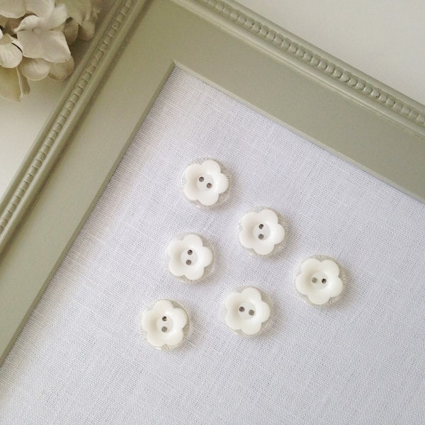 Vintage Button Magnets - White Flower Set of 6 Extra STRONG Magnets Magnetic Memo Bulletin Boards Shabby Chic Cottage Office Refrigerator