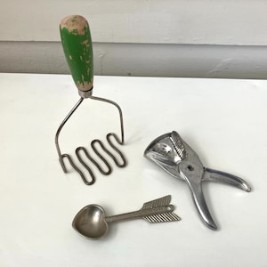 Vintage Kitchen Utensils Gadgets, Lemon Juicer, Coffee Measuring TableSpoon, Potato Masher with Chippy Green Wooden Handle, Retro Farmhouse