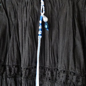 Tzit tzit med pärlor, flätade öglor, feminin stil, blå & vit - TZITZIT TZITZIOT, Utmärkt kvalitet tillverkad i USA. Judisk/messiansk. bild 5