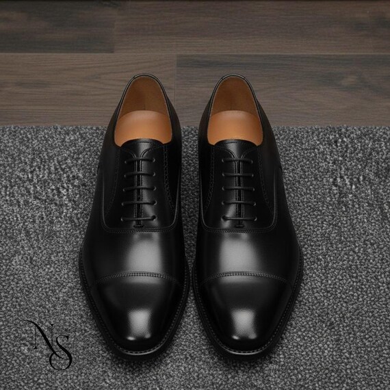 Black Leather Oxfords with Sleek Design Santimon Black Dress Shoes for Men Sleek Pointed Toe Lace-up  main image 3
