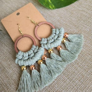 Handgemachte Makramee &#39;Boho Drop & Dangle Holz Creolen