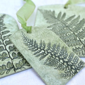 Ceramic Ornaments with Nature Inspired Natural Fern Leaf Impressions Decoration Moss Green - Set of 3
