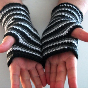 Crochet Pattern PDF Ombre Spiral Fingerless Gloves Long Fingerless Arm Warmers