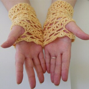 Lace Fingerless Gloves Crochet Pattern Split DC and Mesh Lace Gloves image 4