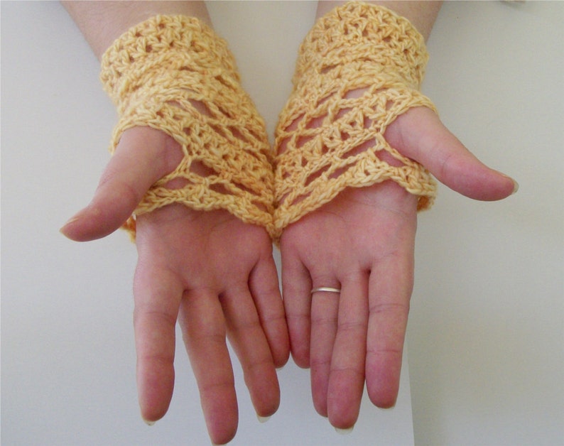 Lace Fingerless Gloves Crochet Pattern Split DC and Mesh Lace Gloves image 4