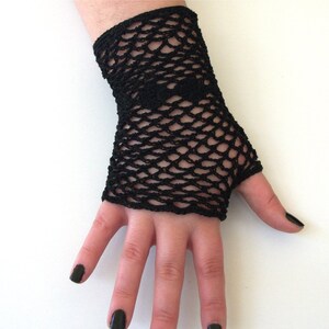 PDF Crochet Pattern Fishnet Fingerless Gloves With Diamonds Thread Crochet Pattern image 5