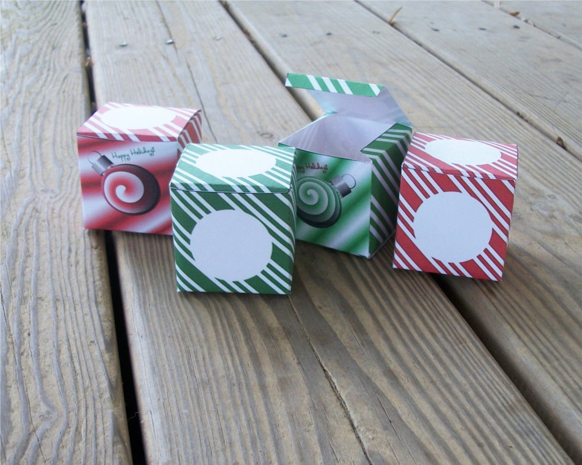 DIY Gift Boxes Christmas Advent Calendar Red Green Peppermint Spearmint
