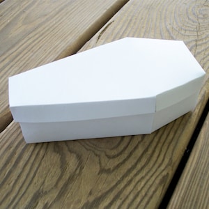 Ataúd Imprimible Caja De Regalo De Halloween Plantilla En Blanco DIY Halloween Goth