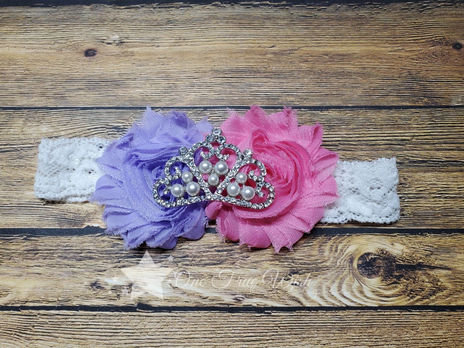Diadema Elástica Para Bebé Brussels08 - Diseño Floral Con Perlas, Color Morado Claro