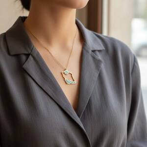 Persian Iran Map Turquoise Necklace – Meaningful Travel & Heritage Jewelry bild 2