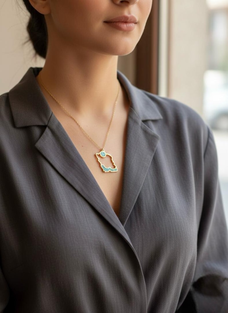 Persian Iran Map Turquoise Necklace – Meaningful Travel & Heritage Jewelry bild 2