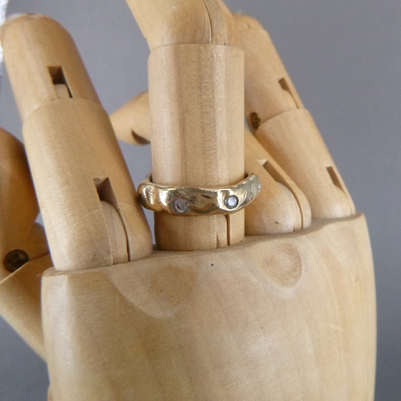 AURORA RING, Golden Bronze Ring Inlayed With Sparkling Stones Around