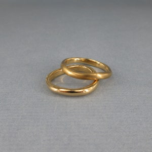 Set of 2 Skinny Golden Bronze Rings, Two Organic Stackable Rings, Stacking Rings, Delicate Bronze Rings, Thin Bronze Rings