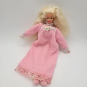 BARBIE Bedtime Doll Soft Plush Body w/ Pink Nightgown Vintage 1993 Mattel 11079 Bedtime Barbie