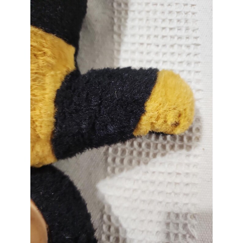 Muñeco de peluche vintage de Mickey Mouse de Disney de la década de 1940, marca Gund, con cara de goma. imagen 12