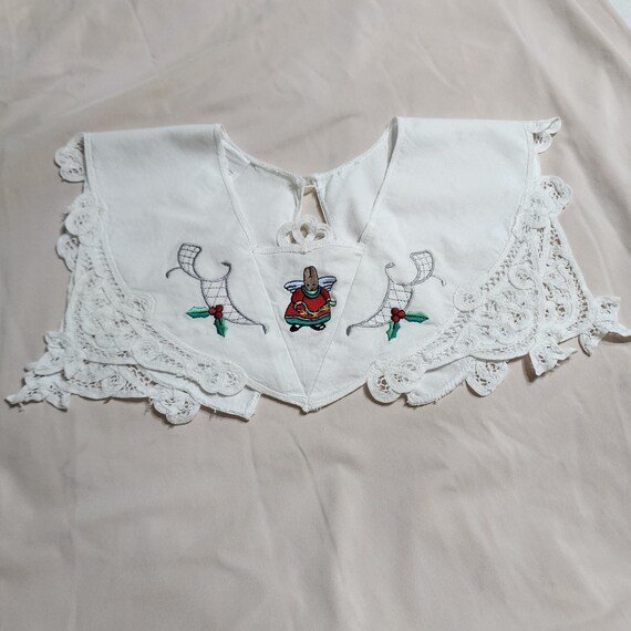 Daisy Kingdom Vintage White Cotton Lace Detachable Collar Angel Bunny Christmas