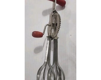 VTG High Speed Hand Mixer Beater Super Center Drive Metal  Red Wood Handle