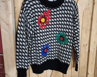 Silvercord Vintage Floral Embroidered Houndstooth Sweater Black White Wool Blend