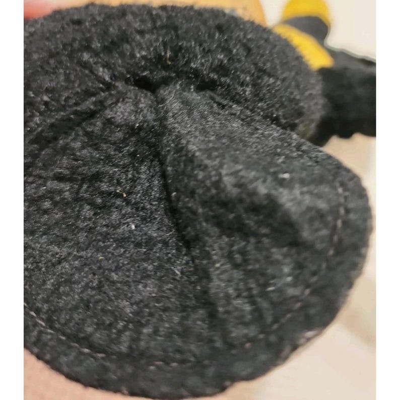 Muñeco de peluche vintage de Mickey Mouse de Disney de la década de 1940, marca Gund, con cara de goma. imagen 17
