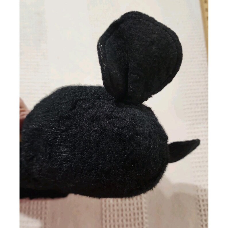 Muñeco de peluche vintage de Mickey Mouse de Disney de la década de 1940, marca Gund, con cara de goma. imagen 9
