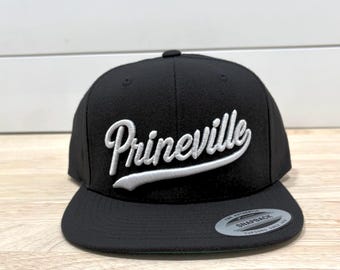 Benutzerdefinierte 3D Puff bestickte Snapback-Mütze: Yupoong 6089, personalisierte Baseball-Schriftart