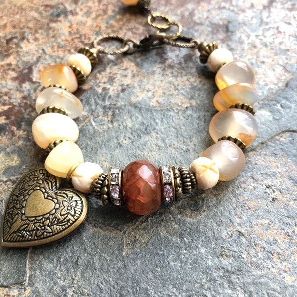 Boho bracelet, locket bracelet, agate beaded bracelet, beaded bracelet with charm, gemstone bracelet, chunky bracelet