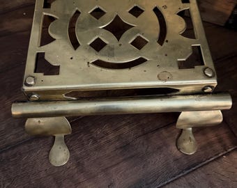 Antique Early 19th Century Fireplace Trivet Pot Warmer Brass, built in equity at purchase