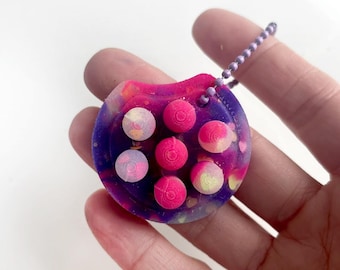 Drops Fidget Schlüsselanhänger - Lila, Pink & Transparent - Mit Herzen - Glow-in-the-Dark Handmade Silikon Fidget