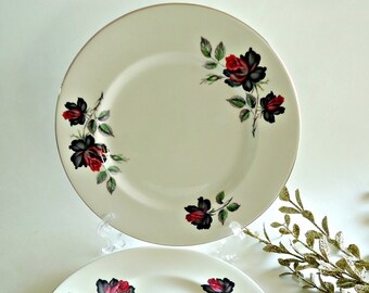 2 Royal Albert Dinner Plates Masquerade Plate Black Rose