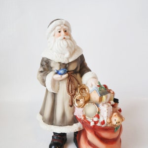 Vintage Porcelain Santa Claus Figurine