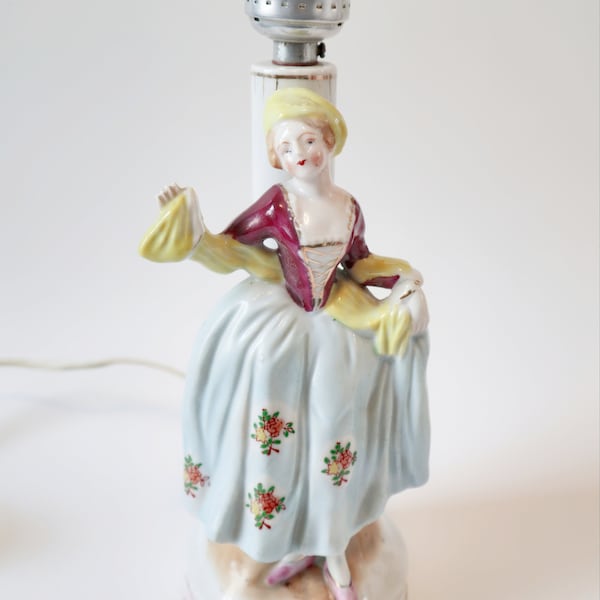 Occupied Japan Lamp Colonial Lady 1940's