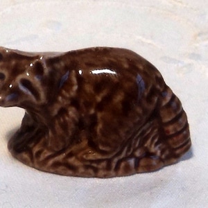 Vintage Wade Tea Figurine RACCOON England