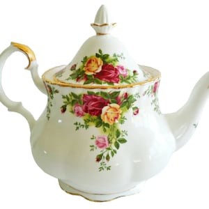 Royal Albert Large Teapot  Old Country Roses 1962