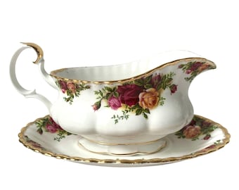 Vintage Royal Albert Old Country Roses Gravy Boat with Tray