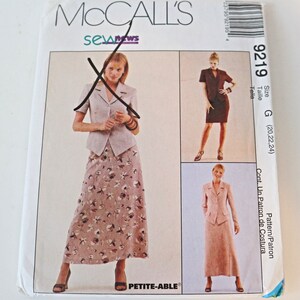 McCall&#39;s 9219 Sewing Pattern Misses&#39; Unlined Jacket & Skirts Size 20 22 24 Uncut