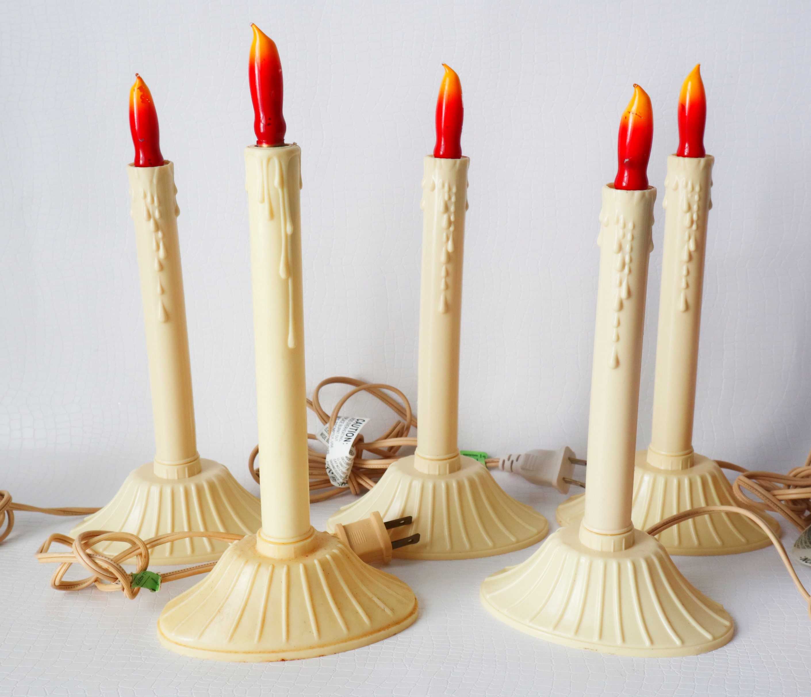 Old fashioned christmas on sale window candles