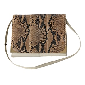 Vintage Natural Rattlesnake Snake Skin Leather Clutch Wristlet Purse & Shoulder Strap