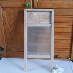 Vintage Washboard Ribbed Glass Rival National Woodenware